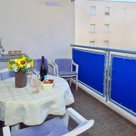 One Bedroom Terrace Parking Lejlighed Split