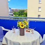 One Bedroom Terrace Parking Apartamento Split
