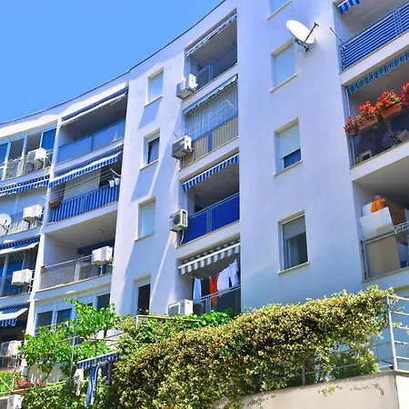 One Bedroom Terrace Parking * Сплит