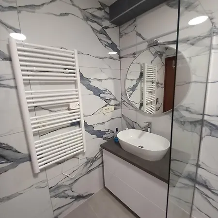 Апартаменты One Bedroom Terrace Parking