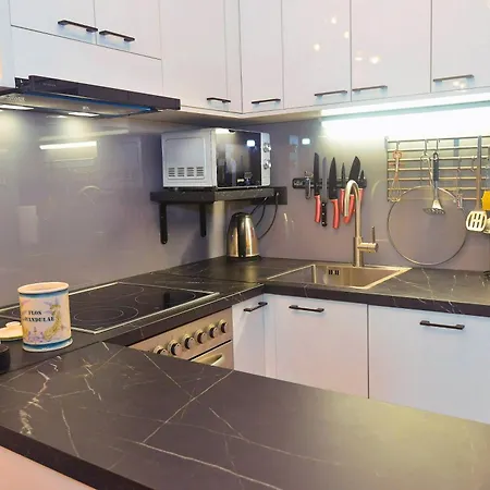 One Bedroom Terrace Parking Апартаменты Сплит